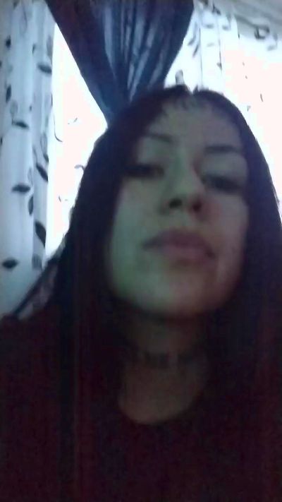 notfromherexxx live cam on Cam4