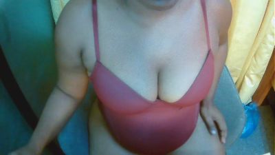 nouchihot live cam on Cam4