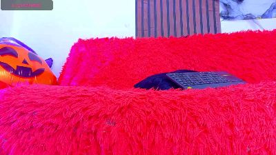 nova_kittyy live cam on Cam4