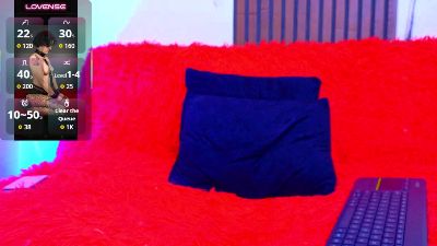 nova_kittyy live cam on Cam4