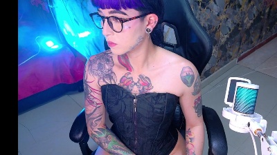 nova_kittyy live cam on Cam4