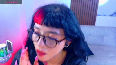 nova_kittyy live cam on Cam4