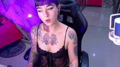 nova_kittyy live cam on Cam4