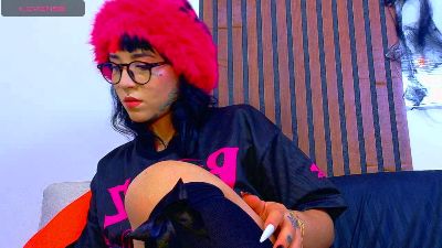 nova_kittyy live cam on Cam4
