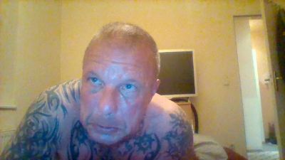 novarton2 live cam on Cam4