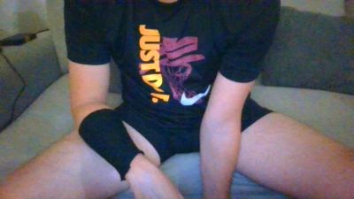 novicetimid live cam on Cam4