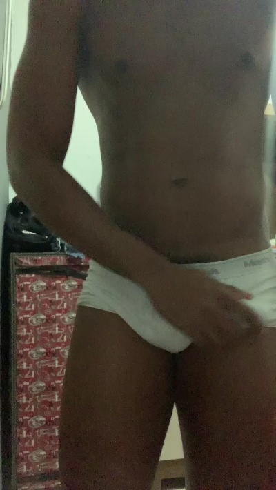 novin22cm3 live cam on Cam4