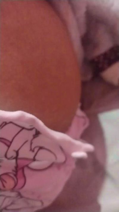 novinha_hot live cam on Cam4