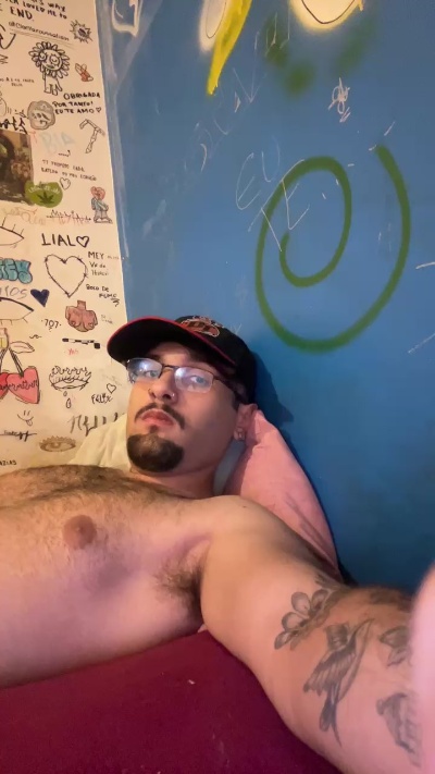 novinho29 live cam on Cam4