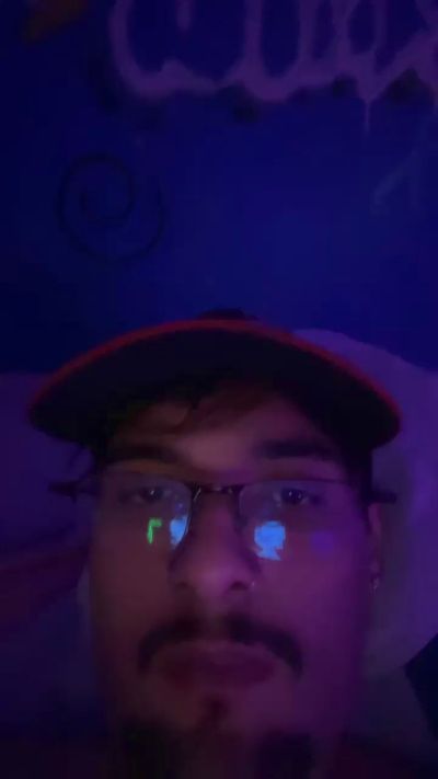 novinho29 live cam on Cam4