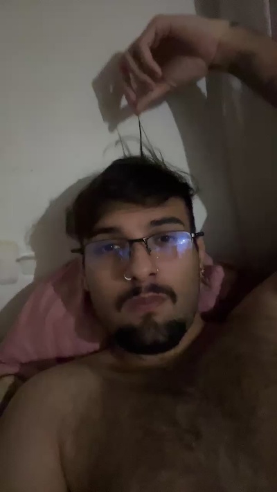 novinho29 live cam on Cam4