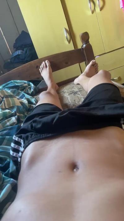 novinhobomenovo live cam on Cam4