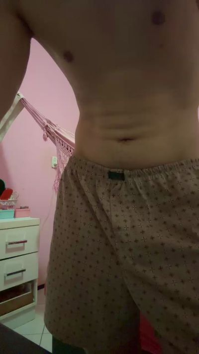novinhogostoso3 live cam on Cam4