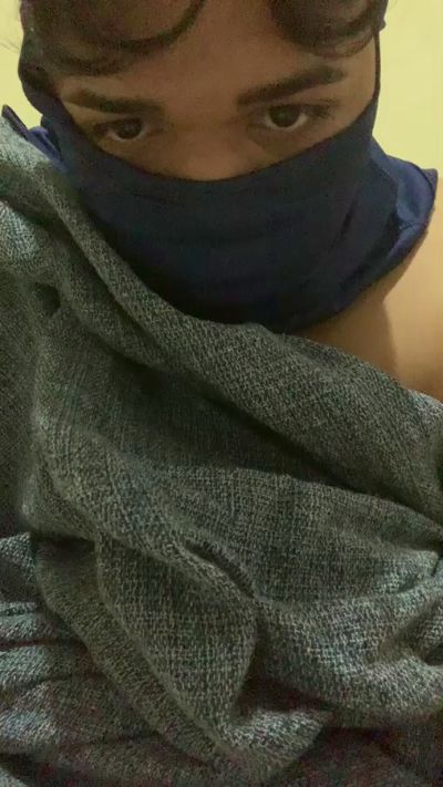 novintheuz live cam on Cam4