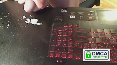 nowak00 live cam on Cam4