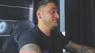ntattoo live cam on Cam4