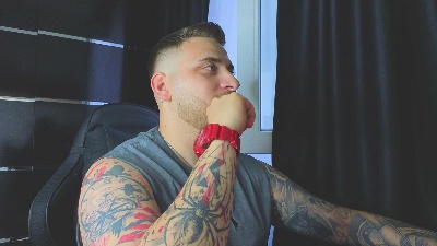 ntattoo live cam on Cam4