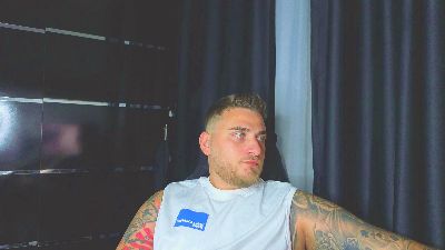 ntattoo live cam on Cam4