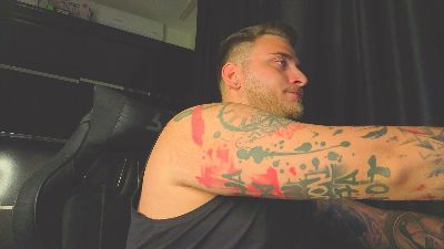 ntattoo live cam on Cam4
