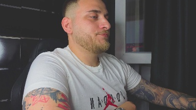 ntattoo live cam on Cam4