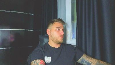 ntattoo live cam on Cam4