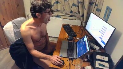 nuderolf live cam on Cam4