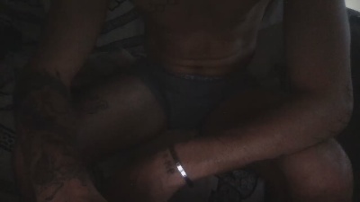 nuevoenesp live cam on Cam4