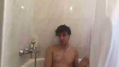 nuevoenesp live cam on Cam4