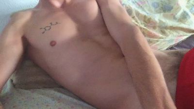 nuevoenesp live cam on Cam4