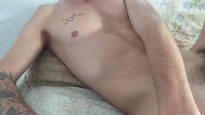 nuevoenesp live cam on Cam4