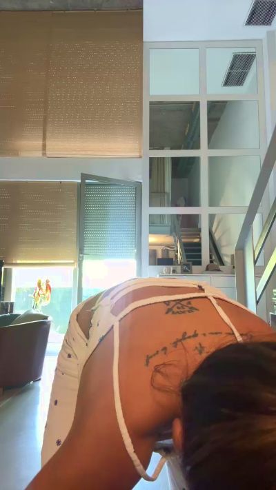 nvelvet360 live cam on Cam4