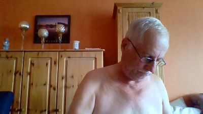 nyldev59 live cam on Cam4