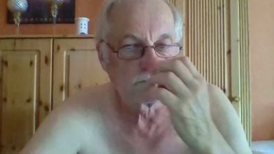nyldev59 live cam on Cam4
