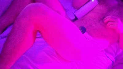 obviousproduct5 live cam on Cam4