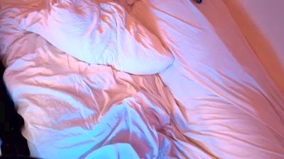 obviousproduct5 live cam on Cam4