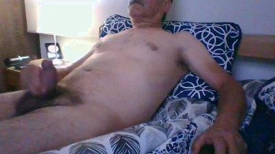 ocorrea1 live cam on Cam4