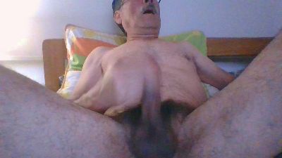 ocorrea1 live cam on Cam4