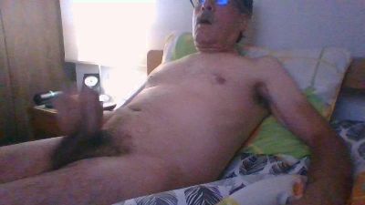 ocorrea1 live cam on Cam4