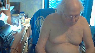 olddude19551955 live cam on Cam4
