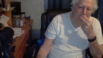 olddude19551955 live cam on Cam4