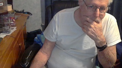 olddude19551955 live cam on Cam4