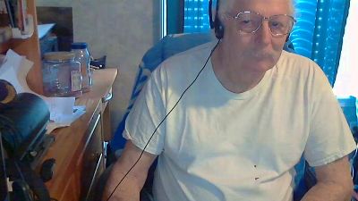 olddude19551955 live cam on Cam4