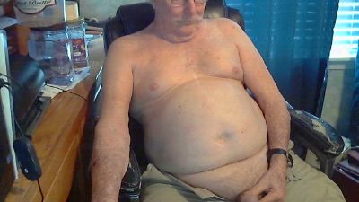 olddude19551955 live cam on Cam4