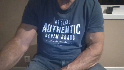 oldhunk live cam on Cam4