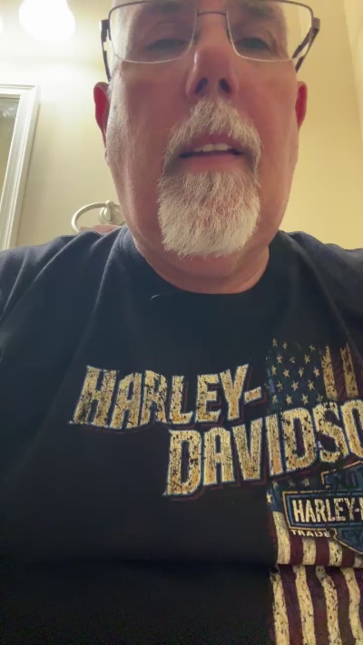 oldman696 live cam on Cam4