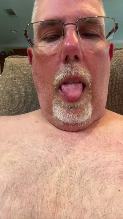 oldman696 live cam on Cam4