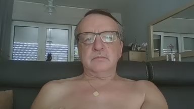 oldtimer160 live cam on Cam4