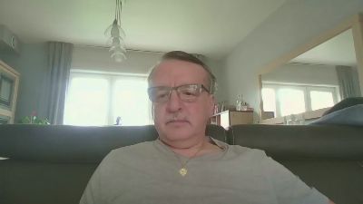 oldtimer160 live cam on Cam4