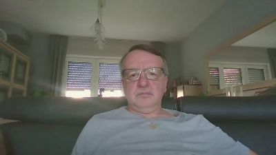 oldtimer160 live cam on Cam4