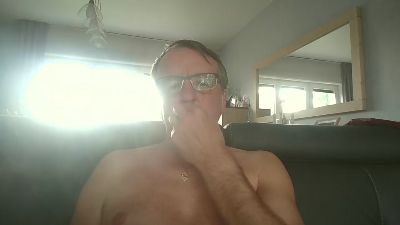 oldtimer160 live cam on Cam4